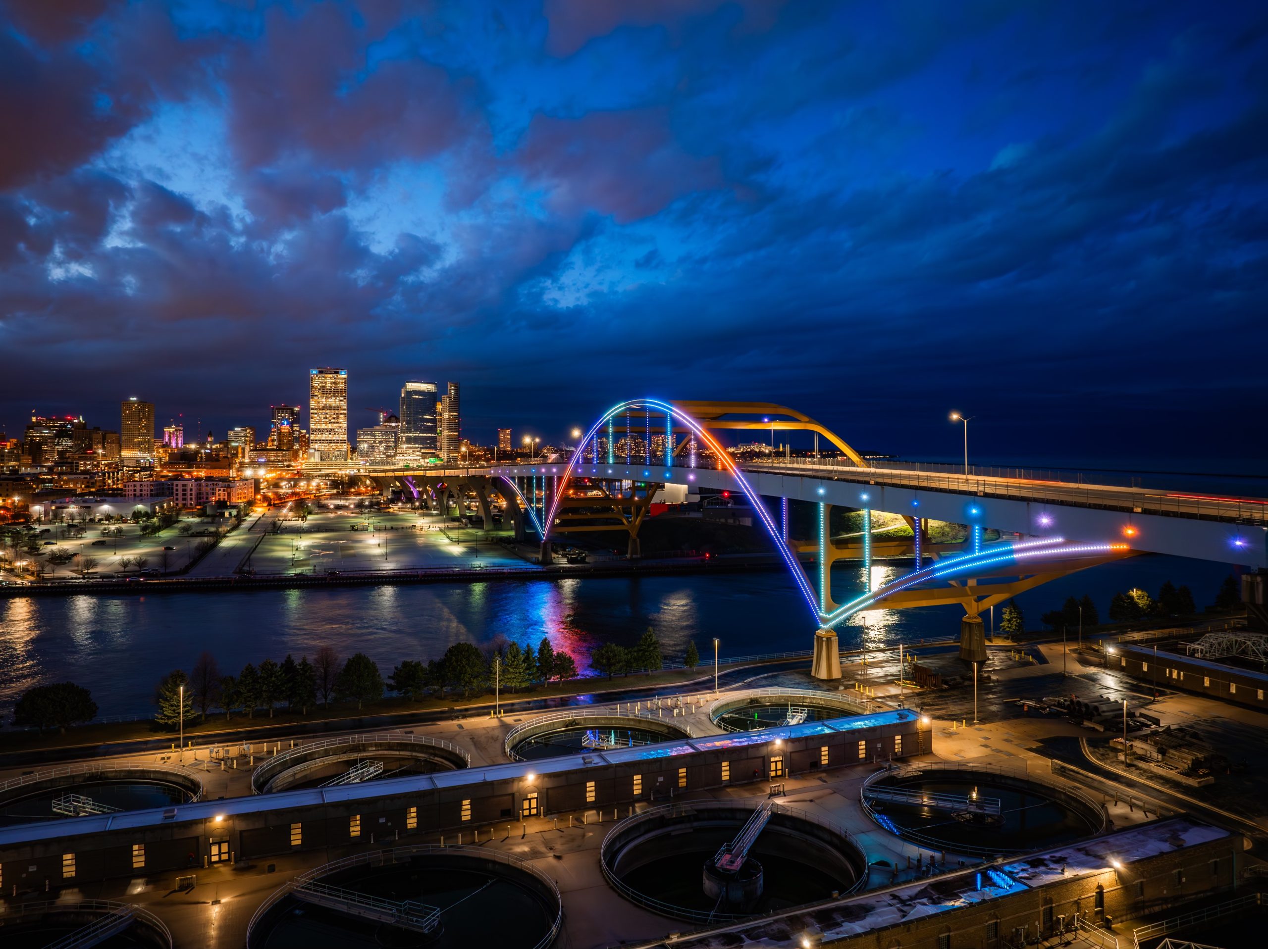 Daniel Hoan Memorial Bridge - Milwaukee - World IBS Day 2026
